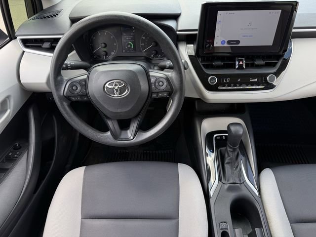 Used 2025 Toyota Corolla LE image 12