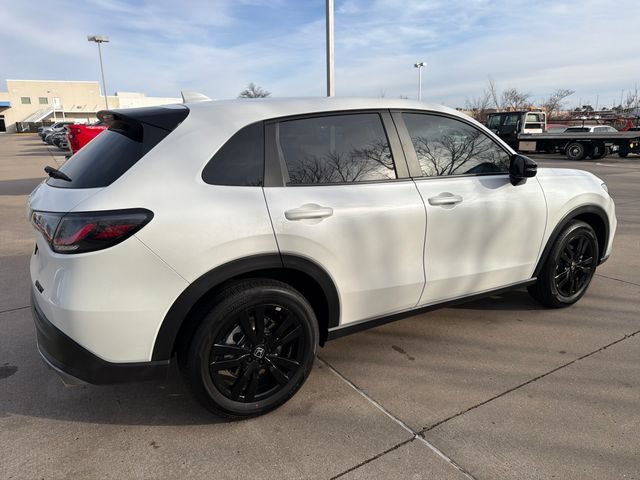 New 2026 Honda HR-V Sport image 5