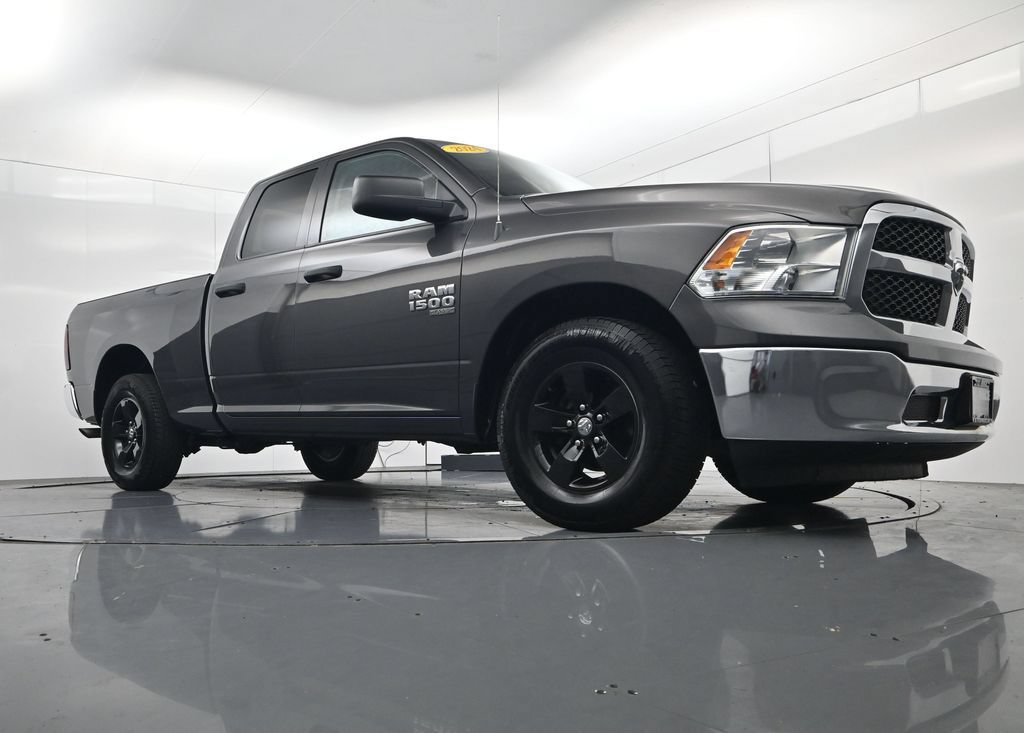 Used 2024 RAM 1500 Classic SLT RWD image 34