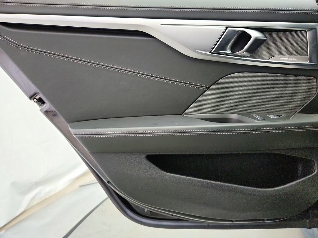 Used 2022 BMW 840i Gran Coupe xDrive AWD/4WD image 32