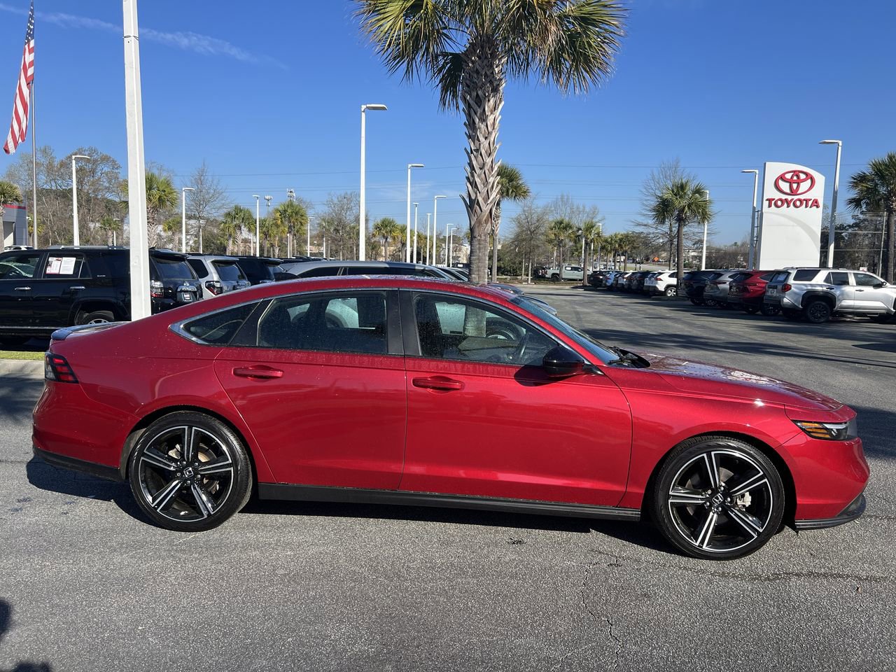 Used 2023 Honda Accord Sport image 11