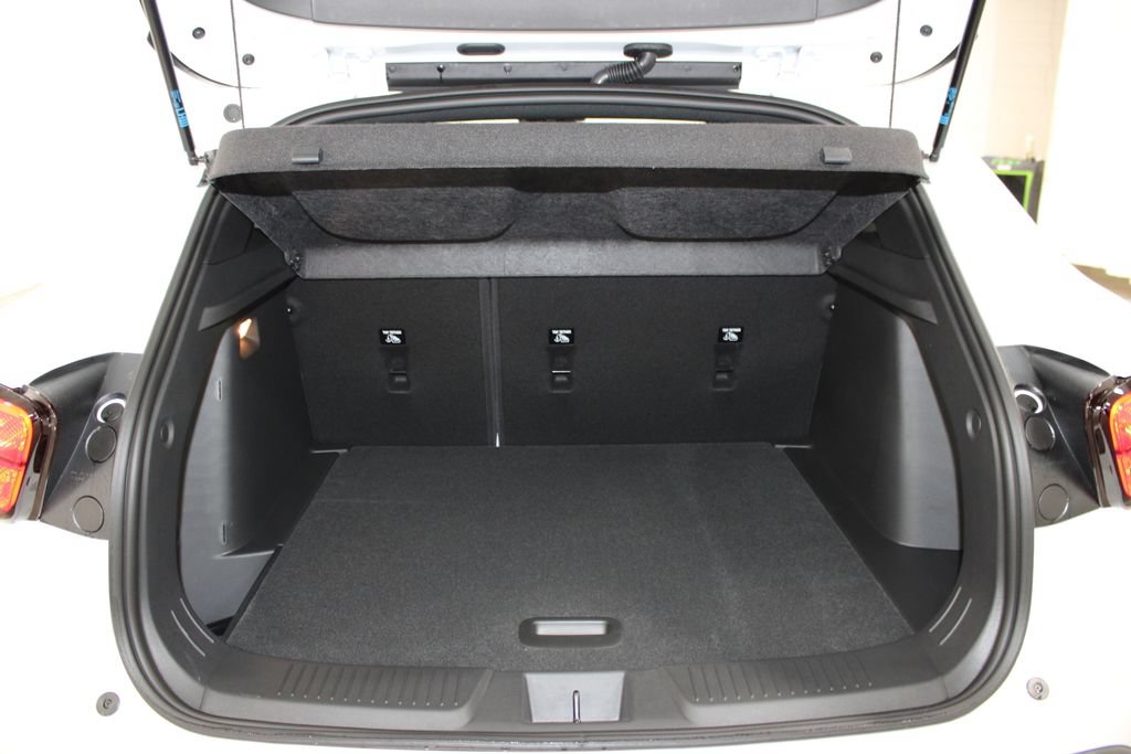 New 2026 Chevrolet Trax RS w/ Driver Confidence Package FWD image 29