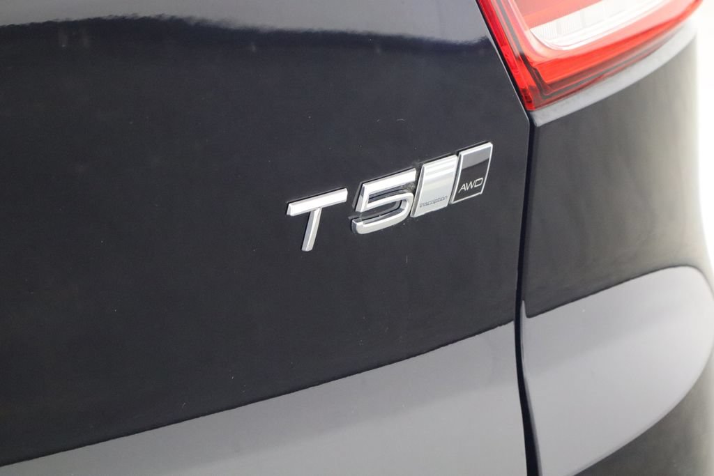 Used 2019 Volvo XC40 T5 Inscription AWD/4WD image 40