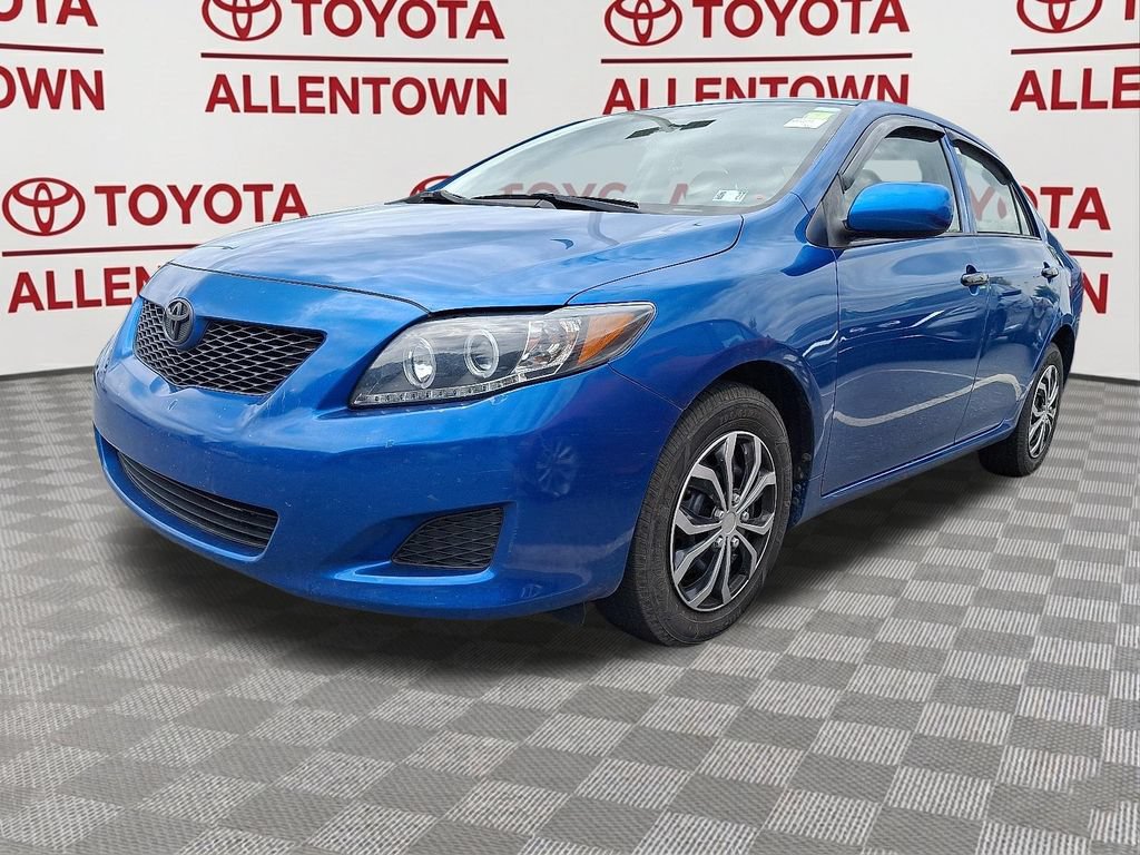 Used 2010 Toyota Corolla LE FWD image 3