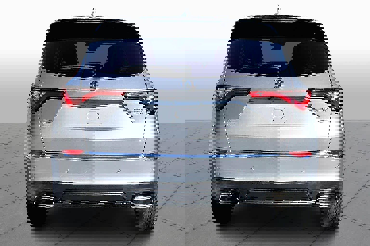 Used 2023 Acura MDX FWD w/ Technology Package image 4