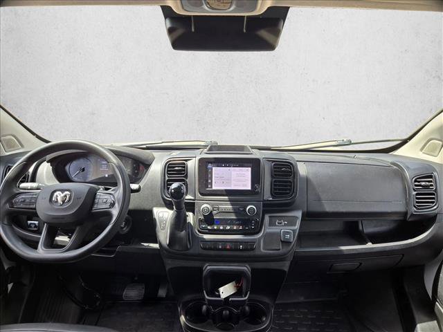 Used 2024 RAM ProMaster 2500 w/ Convenience Group image 13