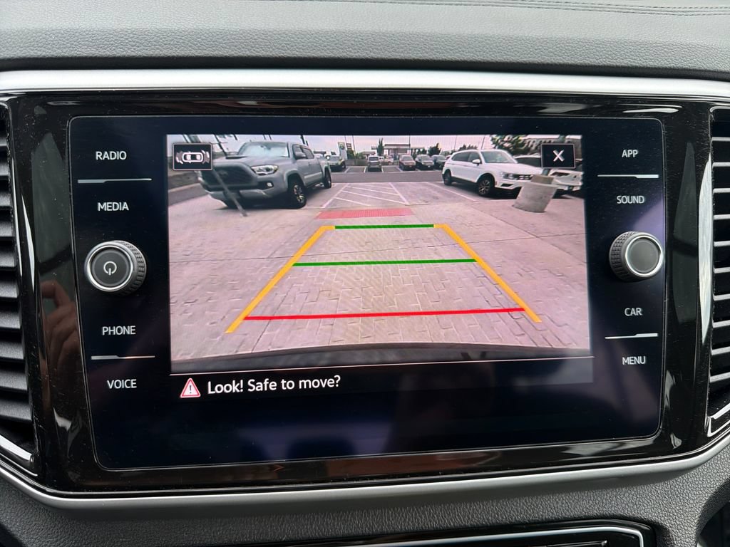 Certified 2022 Volkswagen Atlas SE w/ Panoramic Sunroof Package AWD/4WD image 22