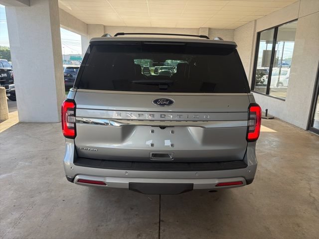 Used 2024 Ford Expedition Limited AWD/4WD image 4