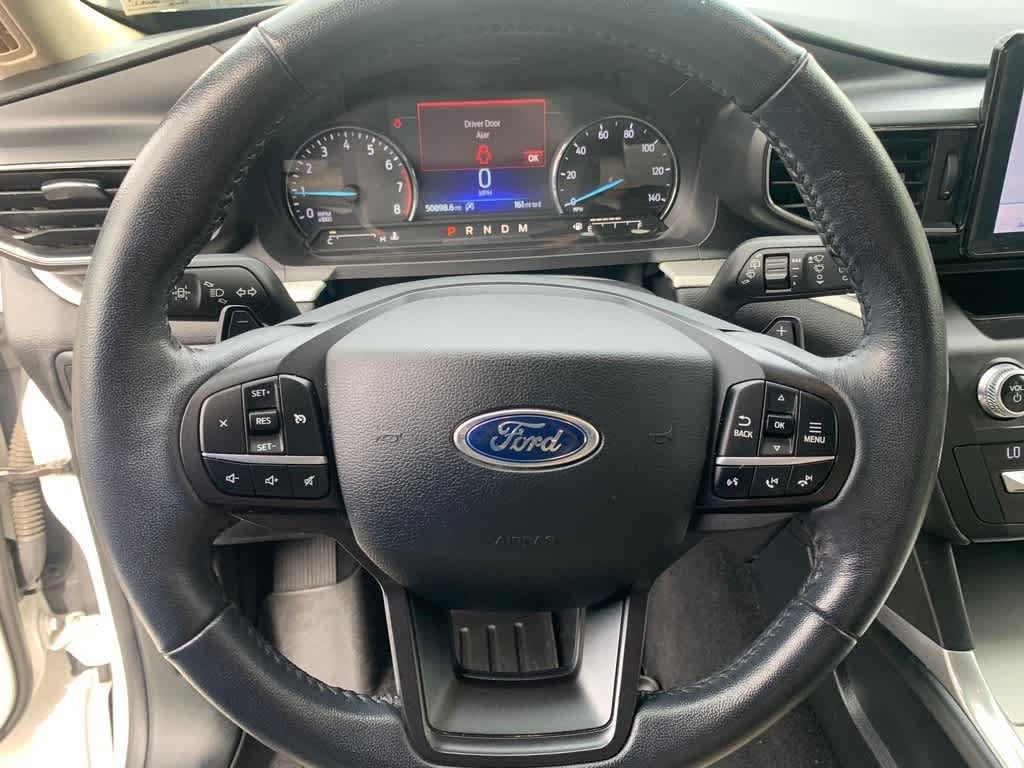 Used 2020 Ford Explorer XLT w/ Equipment Group 202A AWD/4WD image 26