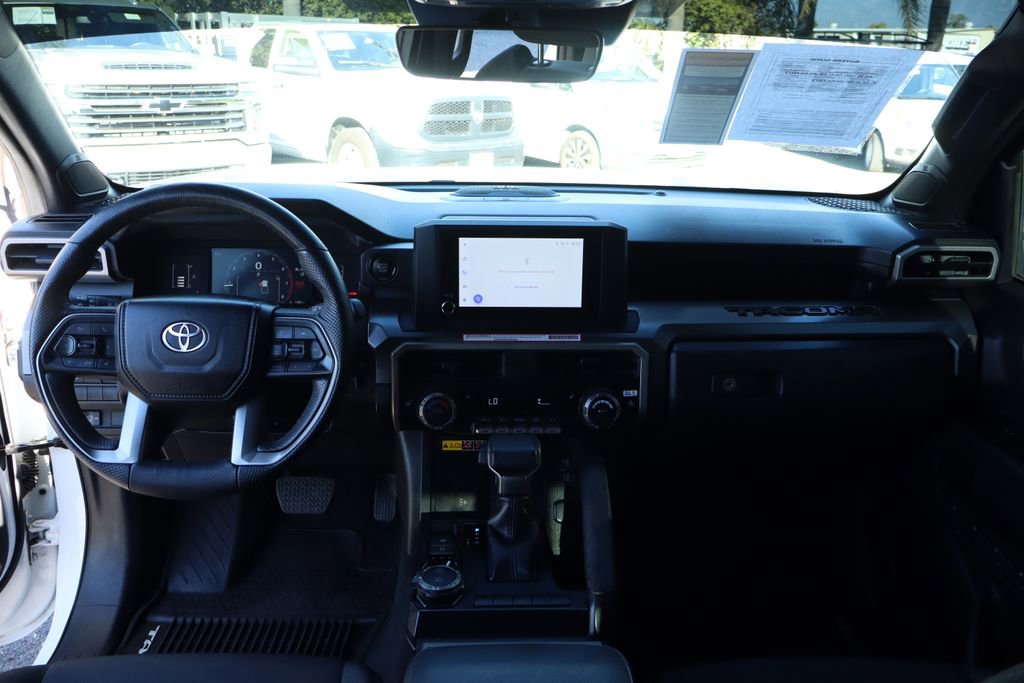 Used 2024 Toyota Tacoma SR5 AWD/4WD image 28