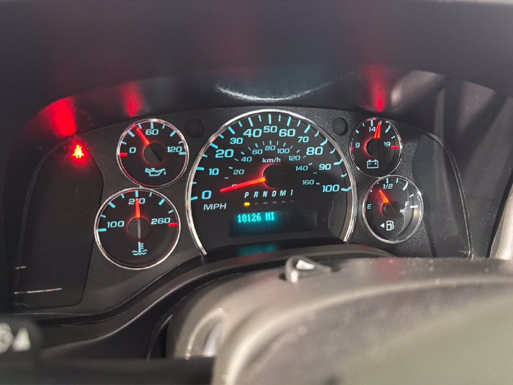 Certified 2025 Chevrolet Express 2500 w/ Driver Convenience Package RWD image 21