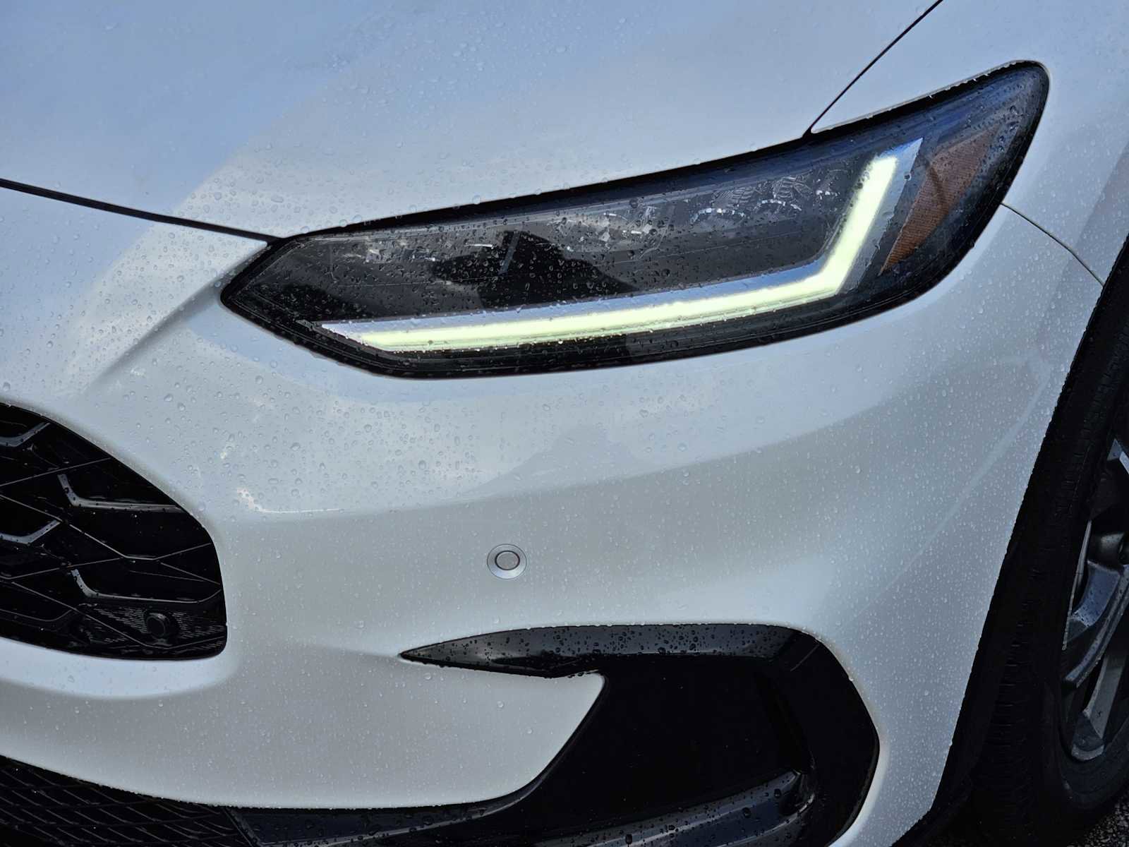 Used 2025 Honda HR-V EX-L image 7