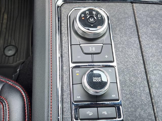 Used 2024 Ford Expedition Limited AWD/4WD image 22