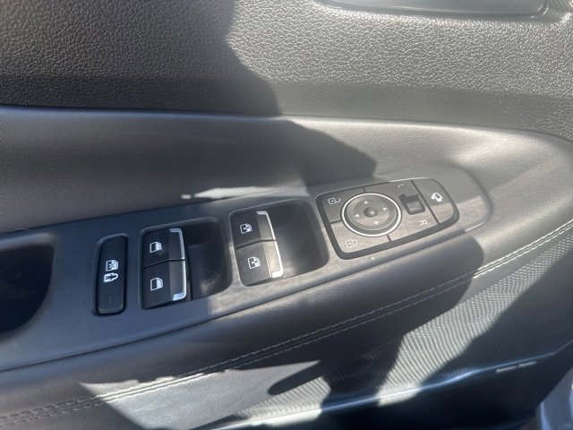 Used 2022 Hyundai Santa Fe Limited image 13