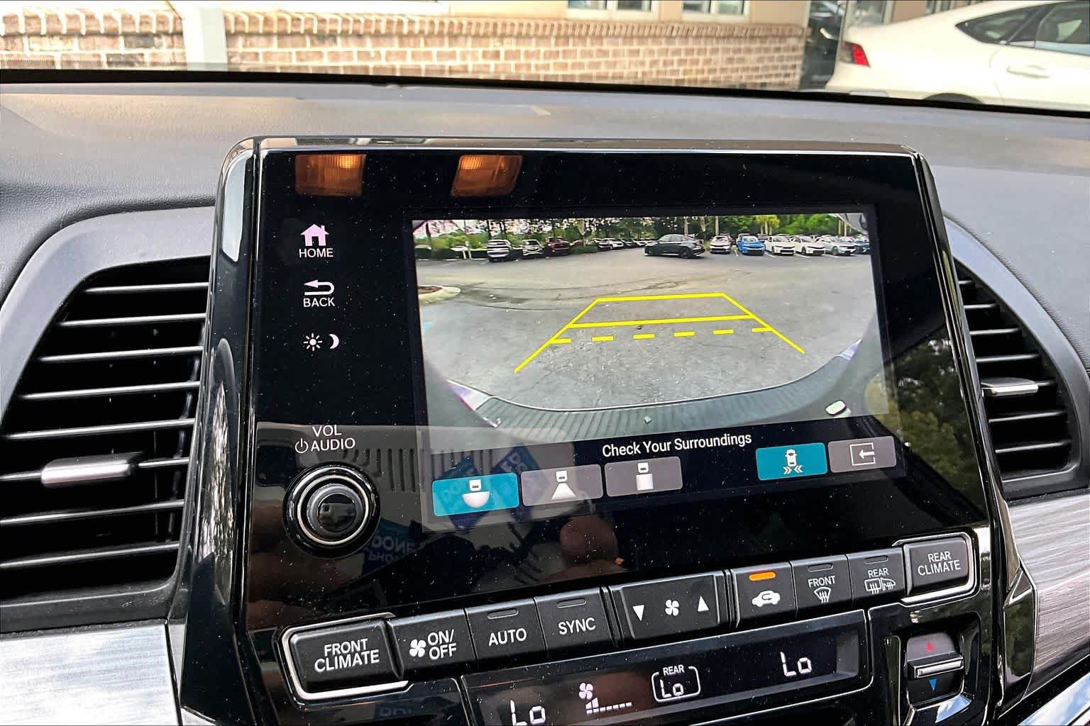 Used 2023 Honda Odyssey Elite image 27