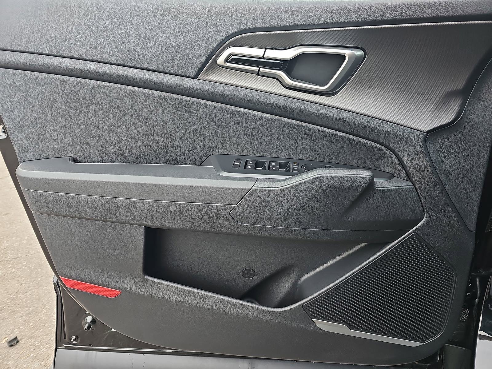 New 2026 Kia Sportage LX FWD image 28