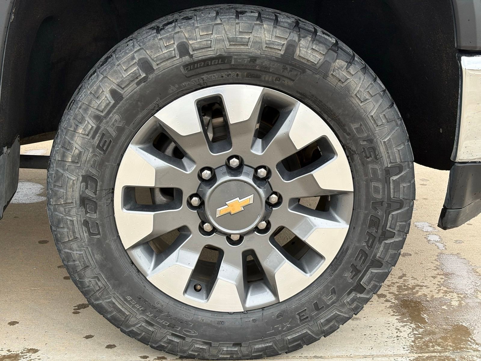 Used 2020 Chevrolet Silverado 2500 LT w/ Z71 Off-Road Package image 10