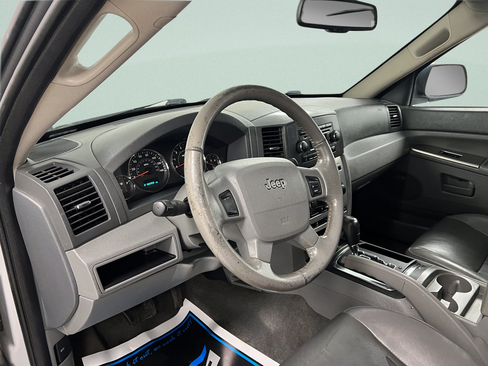 Used 2007 Jeep Grand Cherokee Laredo AWD/4WD image 12