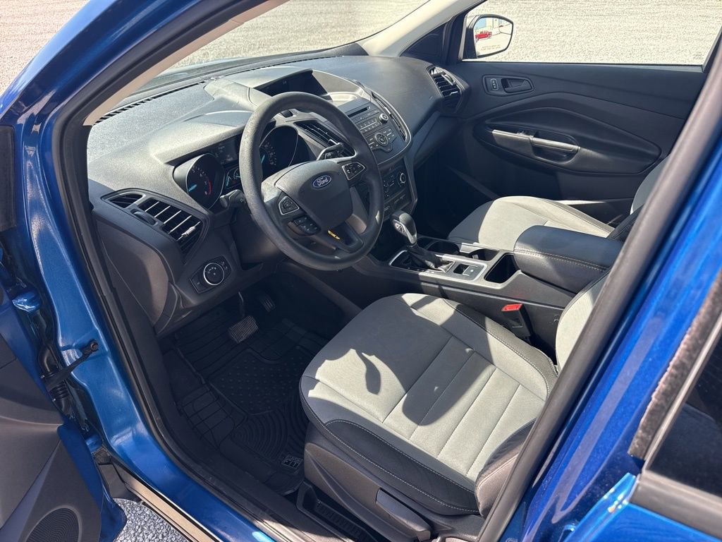 Used 2017 Ford Escape S image 18