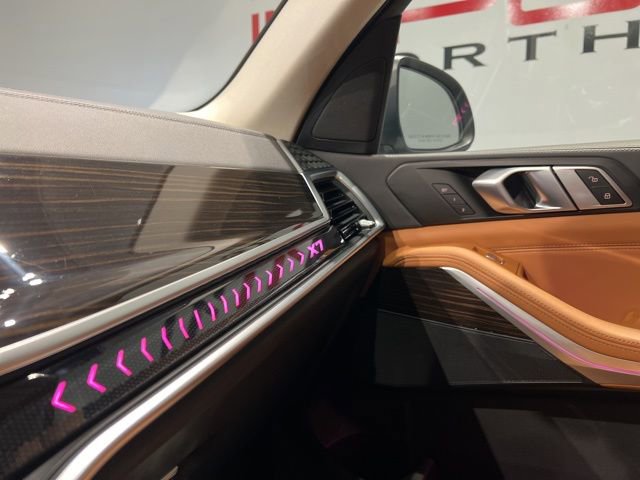 Used 2023 BMW X7 xDrive40i image 27