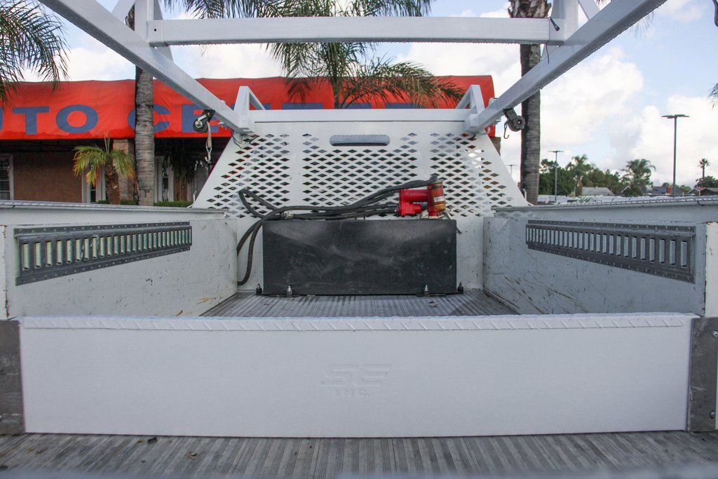 Used 2022 RAM 5500 Tradesman w/ Chrome Appearance Group image 9