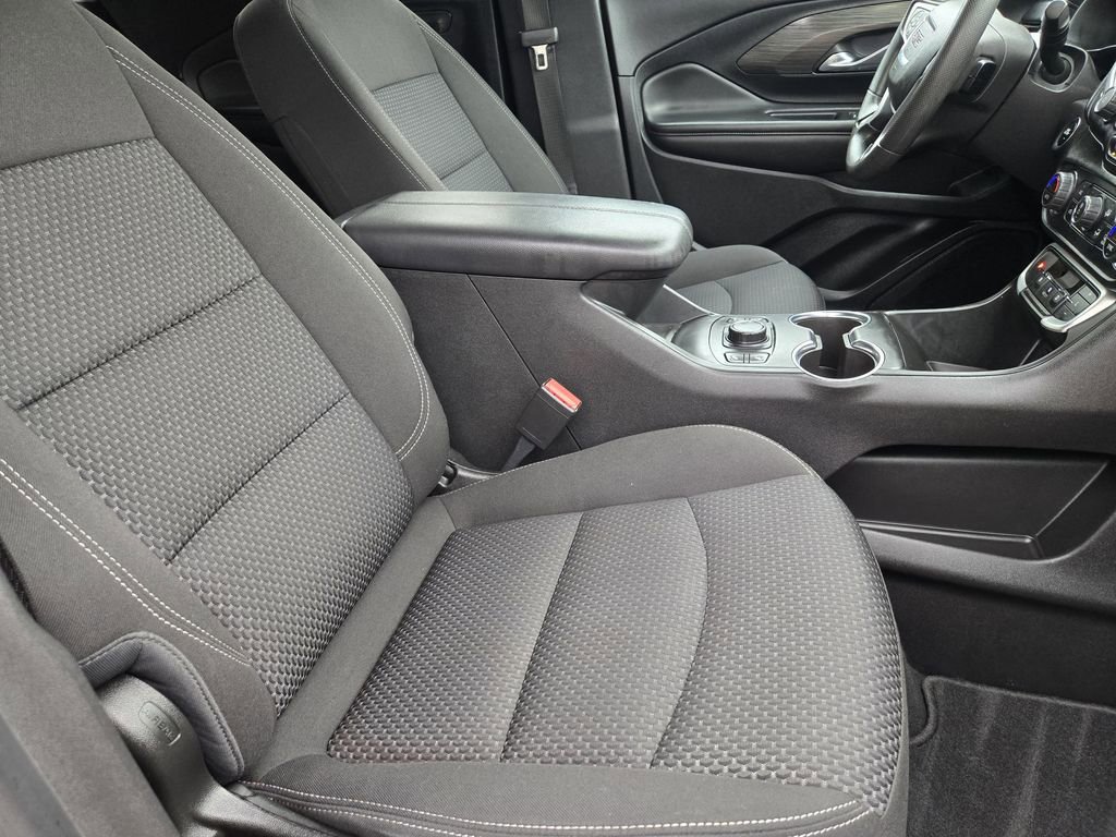 Used 2022 GMC Terrain SLE w/ Driver Convenience Package FWD image 12