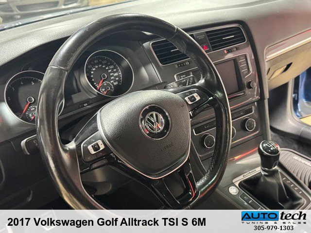 Used 2017 Volkswagen Golf Alltrack SE image 38