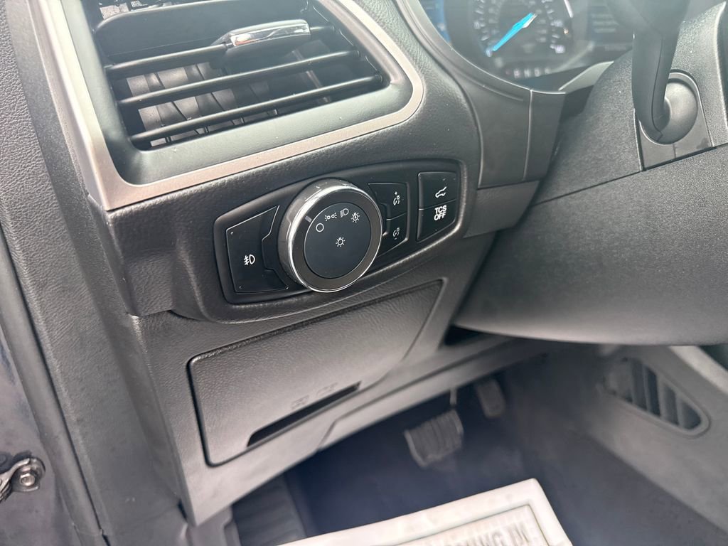 Used 2024 Ford Edge SEL w/ Convenience Package image 27