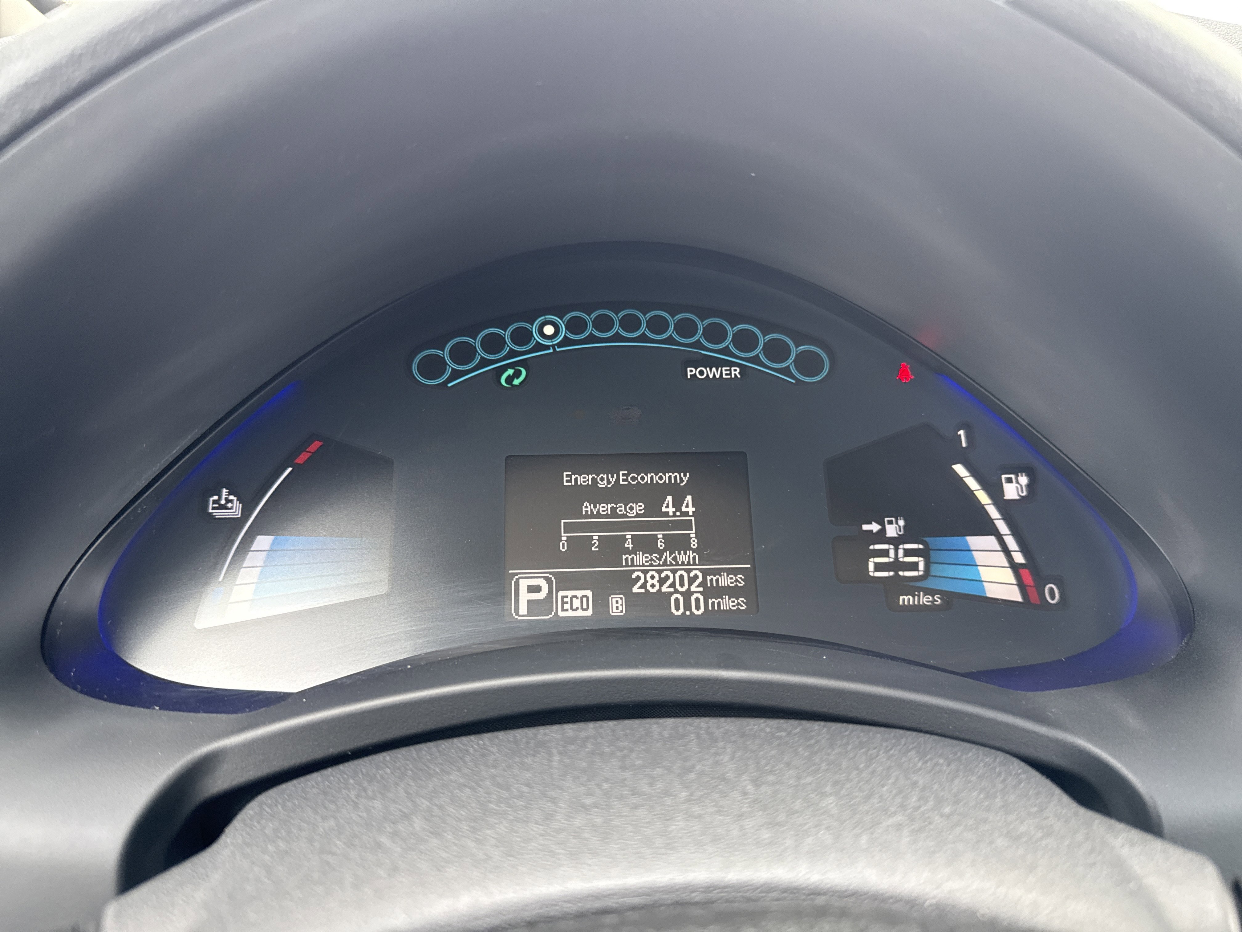 Used 2017 Nissan Leaf SV w/ Protection Package image 14