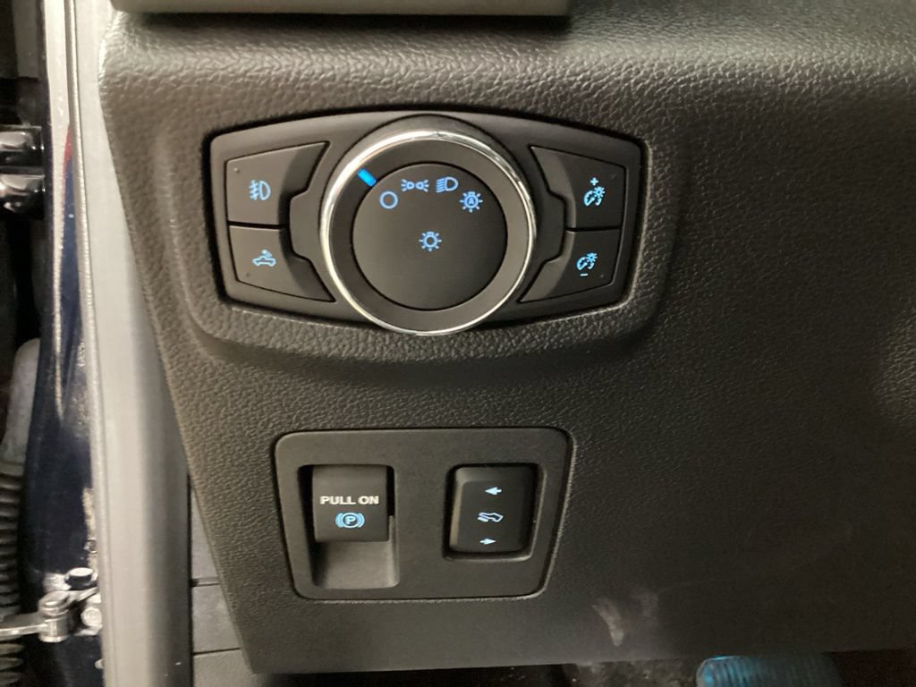 Certified 2018 Ford F150 Lariat w/ Equipment Group 502A Luxury AWD/4WD image 18
