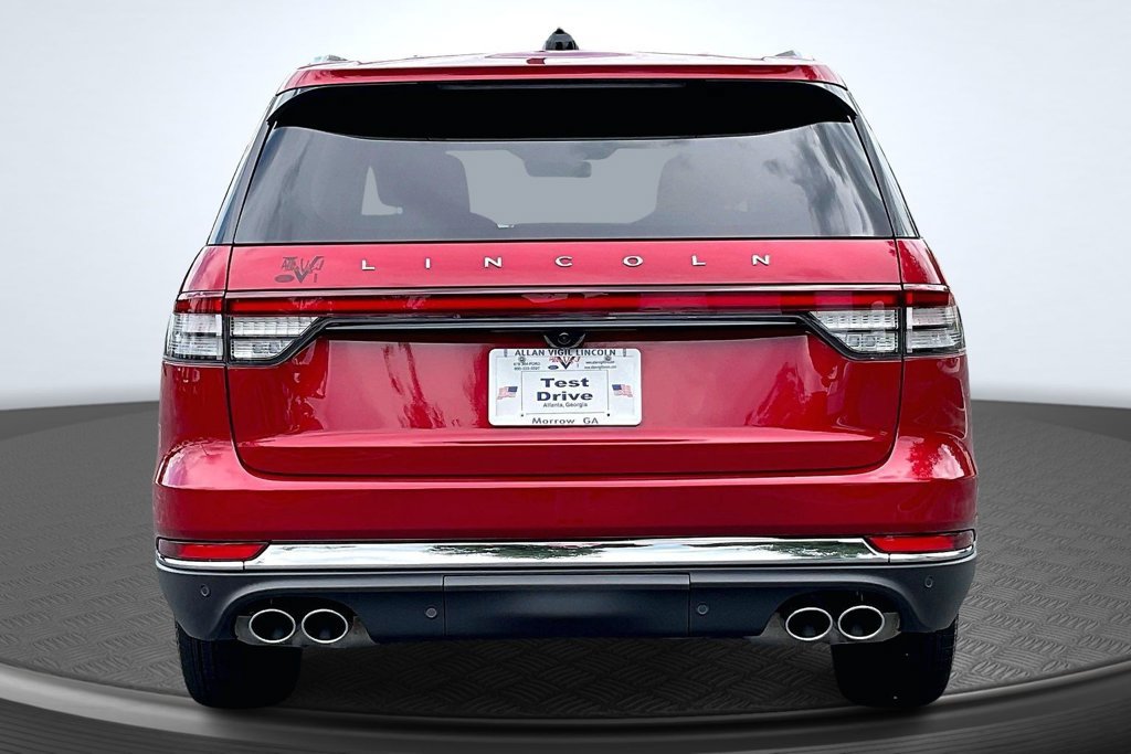 Used 2026 Lincoln Aviator 2WD image 6