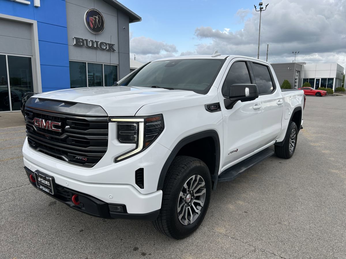 Used 2022 GMC Sierra 1500 AT4 w/ AT4 Premium Package AWD/4WD image 1
