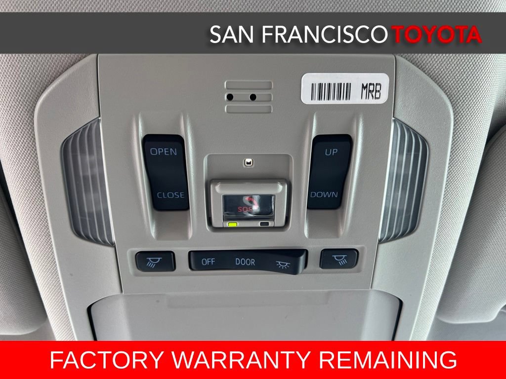 Used 2022 Toyota Highlander XLE AWD/4WD image 30
