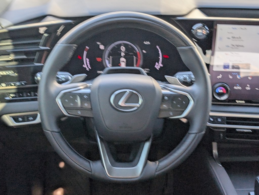 Used 2023 Lexus RX 350 FWD w/ Accessory Package image 17