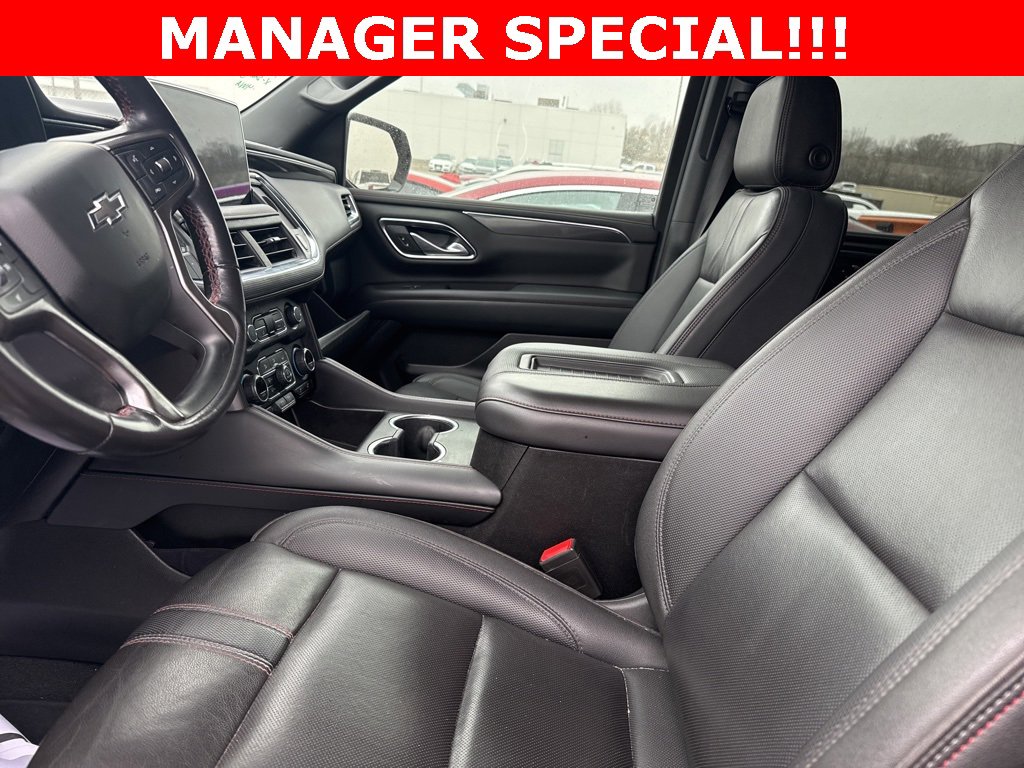 Used 2022 Chevrolet Suburban RST image 4