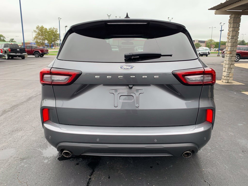 Certified 2023 Ford Escape ST-Line w/ Tech Pack #1 FWD image 5