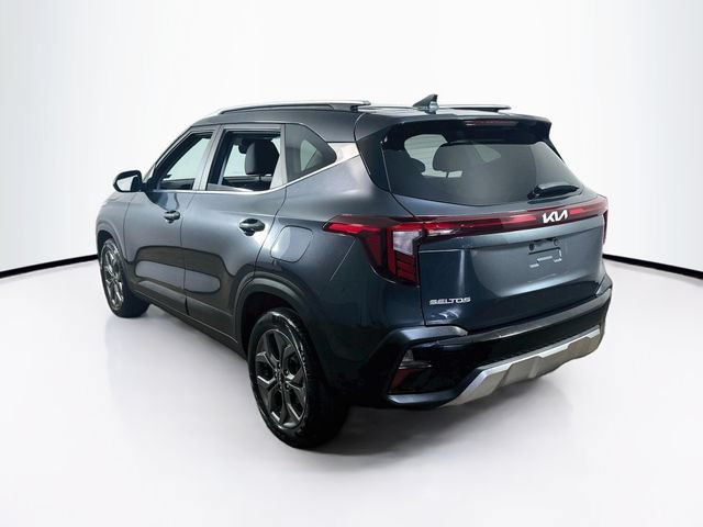 Used 2024 Kia Seltos S AWD/4WD image 6