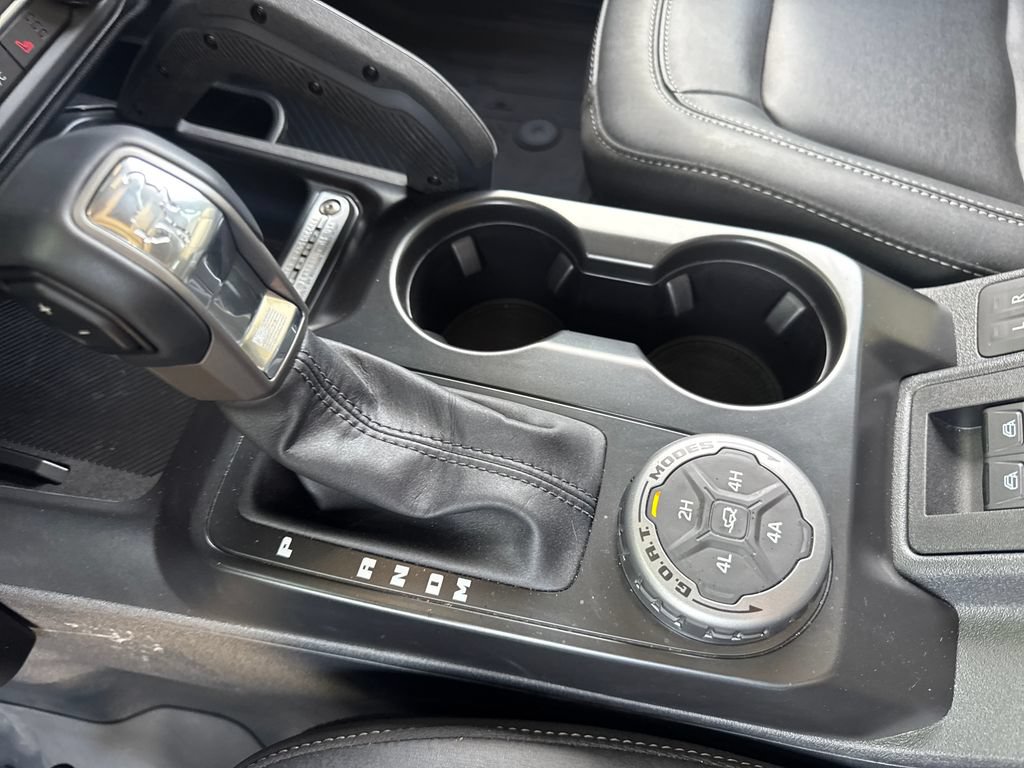 Used 2025 Ford Bronco Badlands AWD/4WD image 18