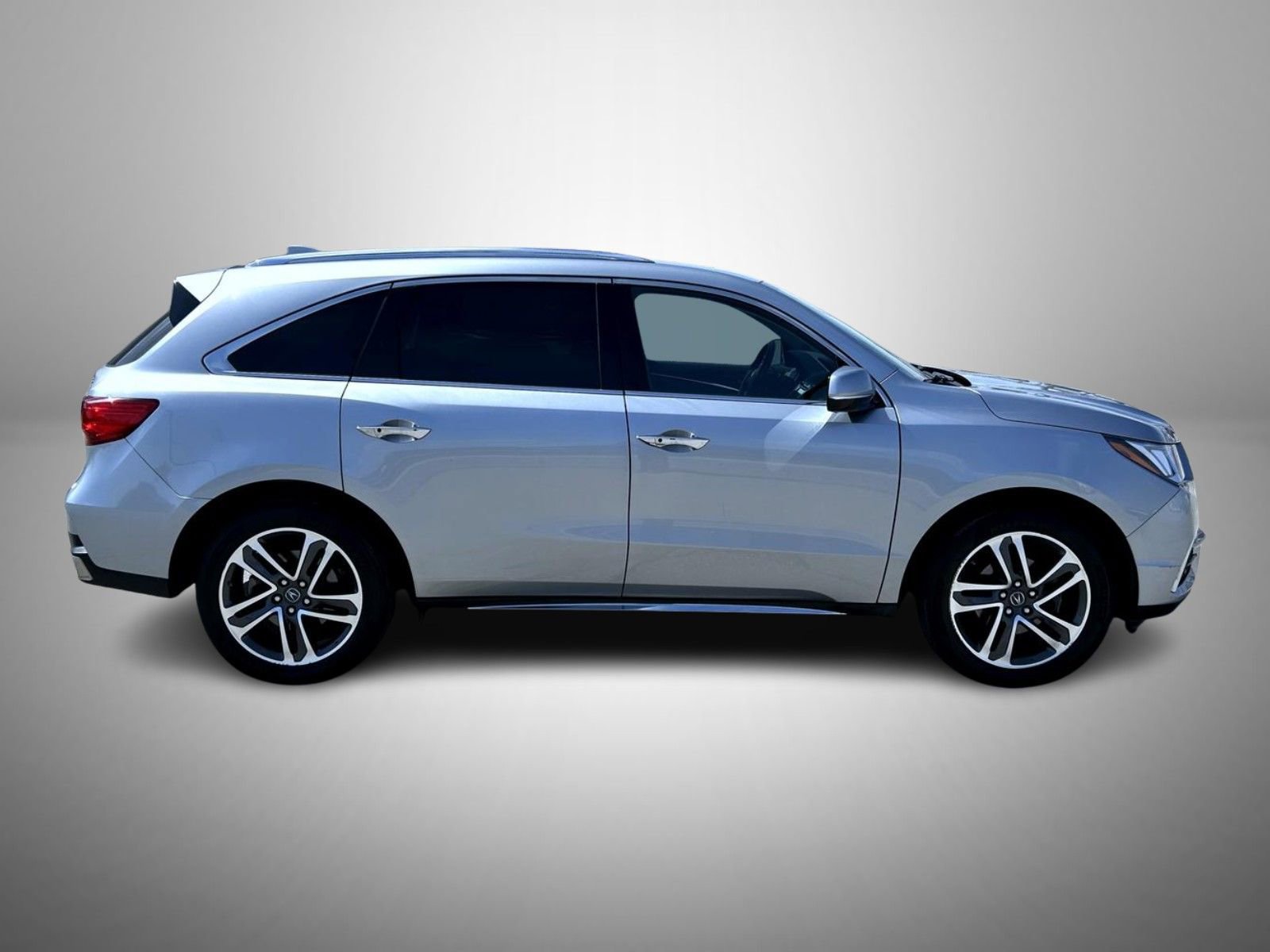 Used 2018 Acura MDX SH-AWD w/ Advance Package image 4