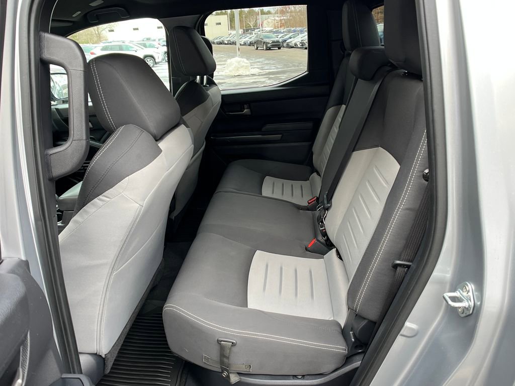 Used 2025 Toyota Tacoma TRD Sport w/ TRD Sport Upgrade Package image 21