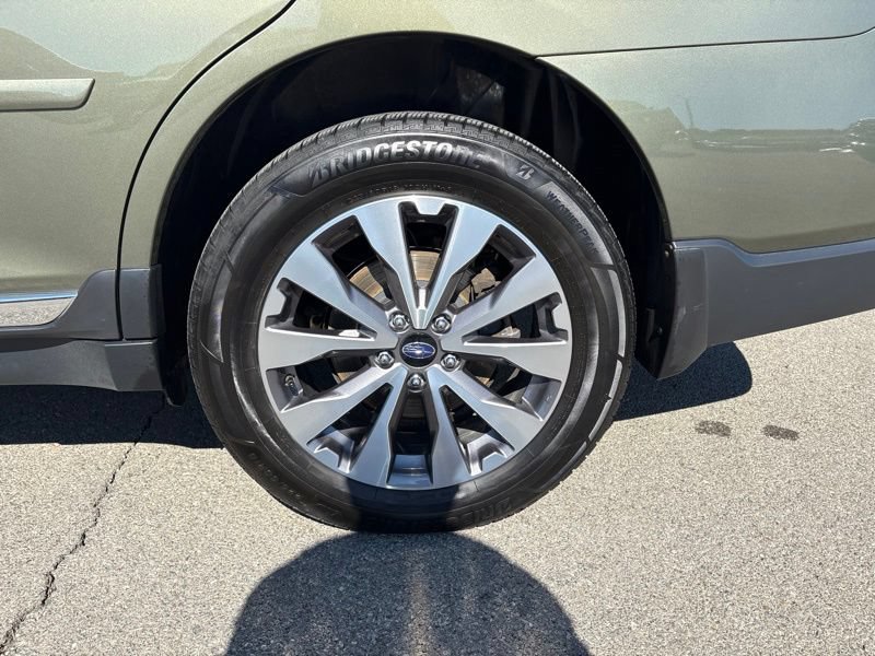 Used 2019 Subaru Outback 3.6R Touring w/ Popular Package #3A AWD/4WD image 44