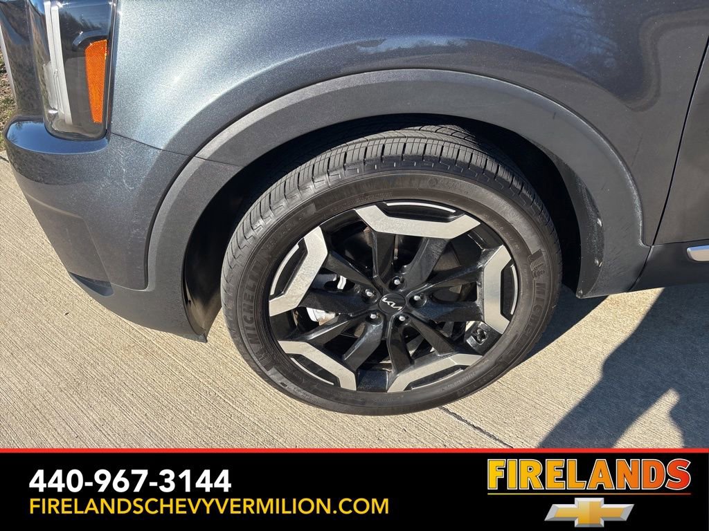 Used 2023 Kia Telluride EX w/ EX Captain's Chair Package image 60