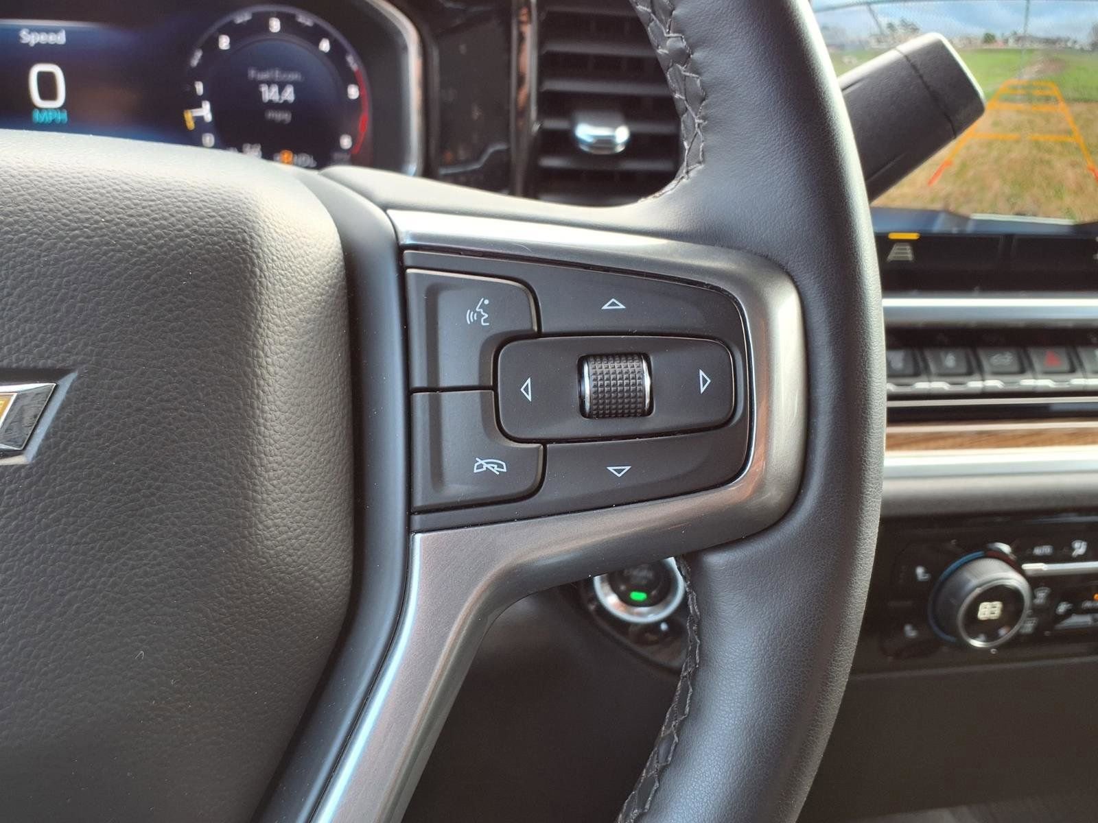 Used 2025 Chevrolet Silverado 2500 LT w/ Convenience Package image 23