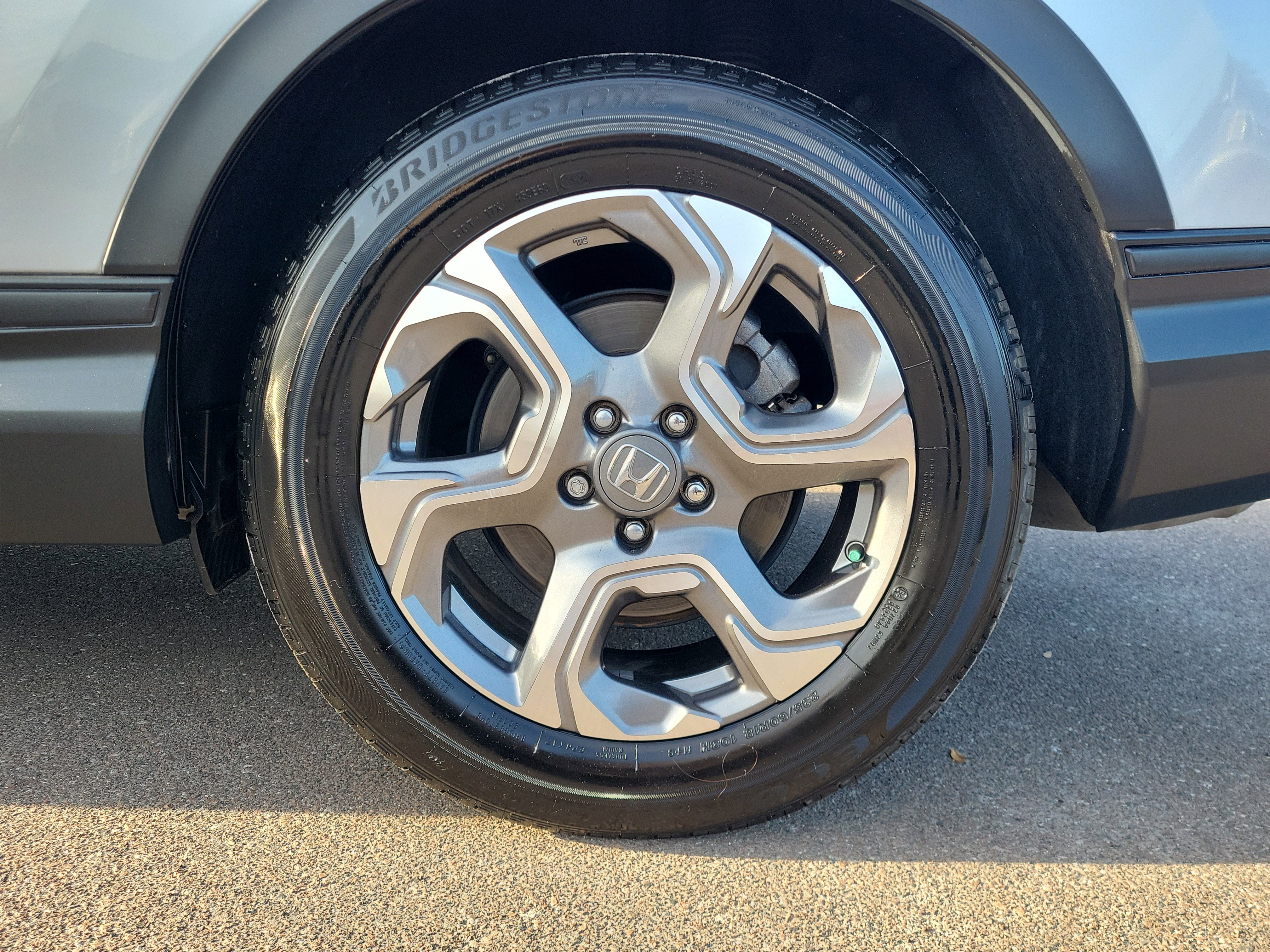 Used 2018 Honda CR-V EX image 5