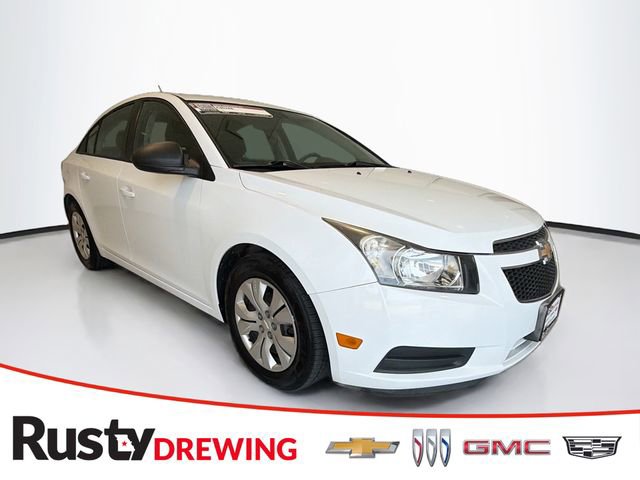 Used 2013 Chevrolet Cruze LS FWD image 1