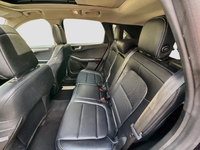 Certified 2020 Ford Escape SEL AWD/4WD image 31