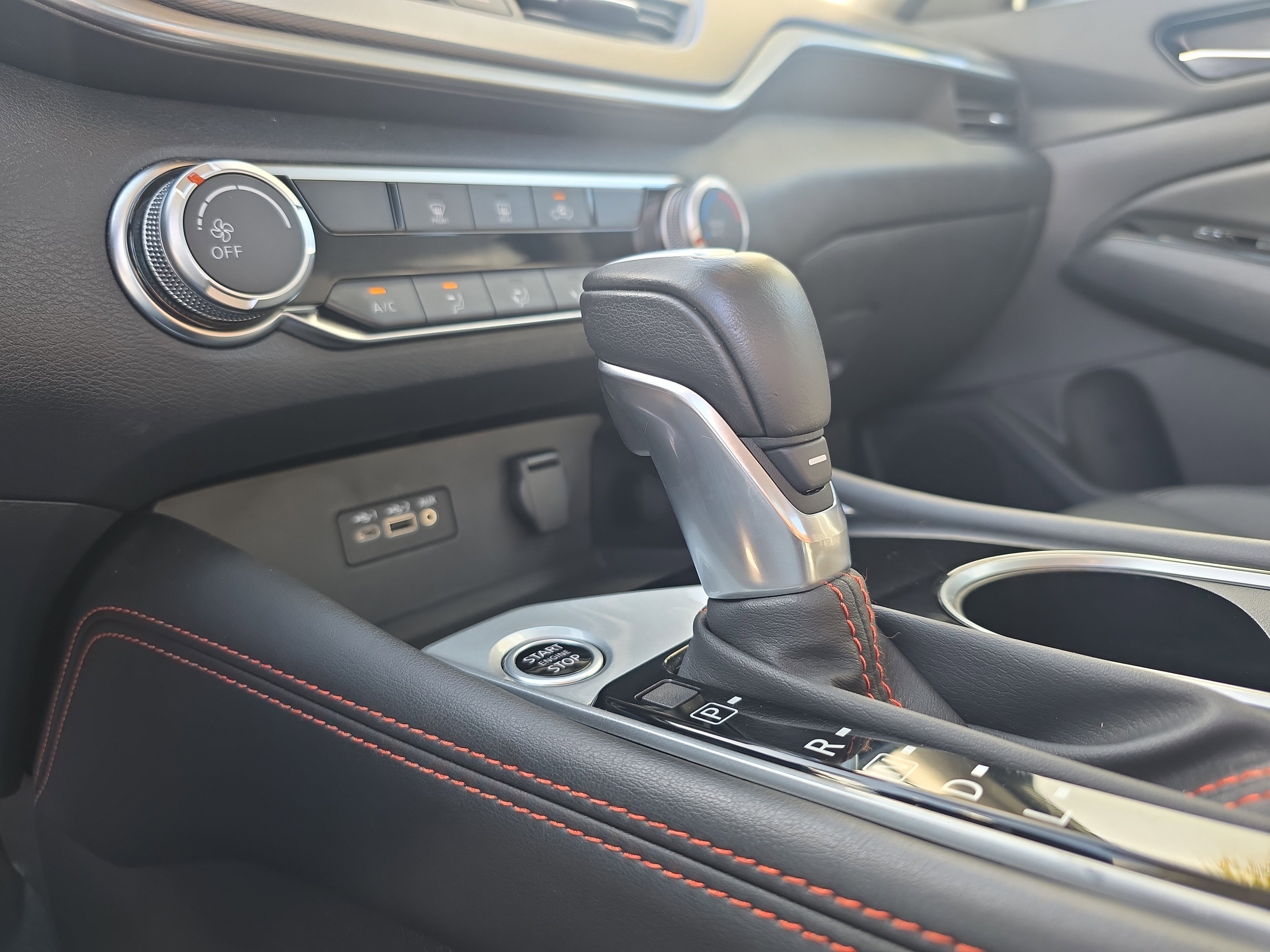 Used 2025 Nissan Altima 2.5 SR AWD/4WD image 37