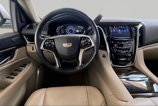 Used 2019 Cadillac Escalade ESV Luxury AWD/4WD image 8