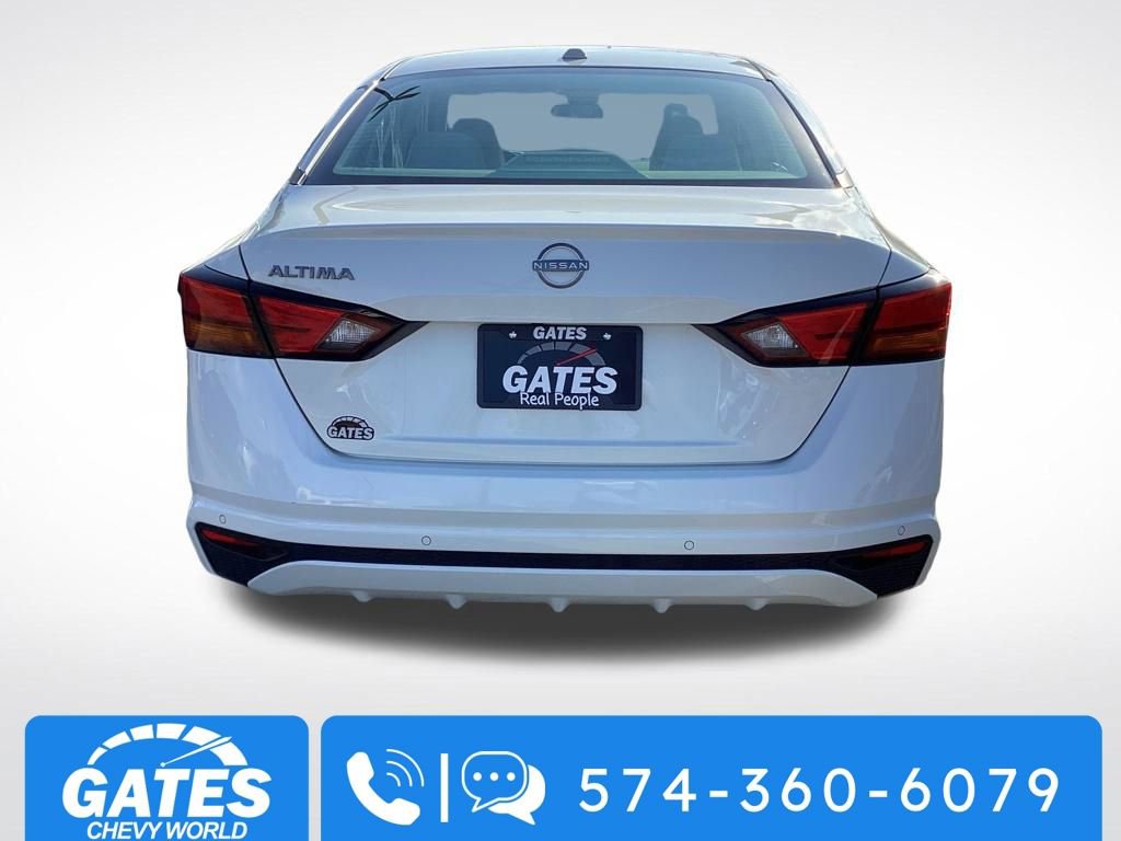Used 2025 Nissan Altima 2.5 SV FWD image 7