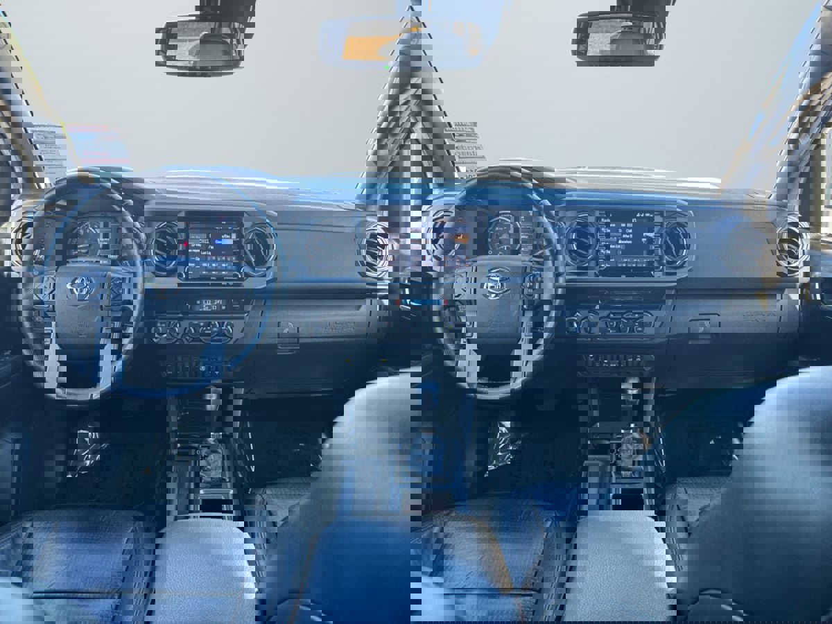 Used 2021 Toyota Tacoma TRD Sport w/ TRD Premium Sport Package image 10